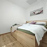 Infinity Roznov * Rožnov pod Radhoštěm