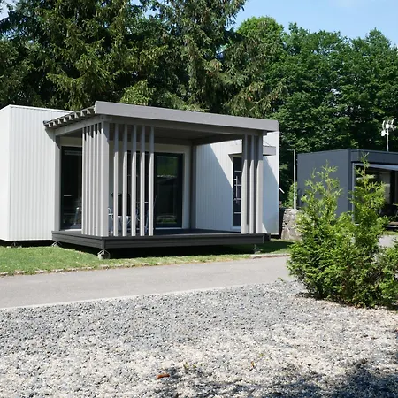 Infinity Roznov דירה *