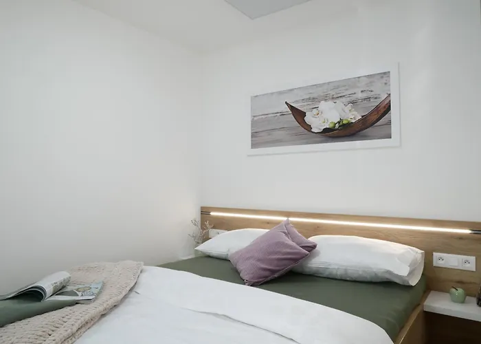 公寓 Infinity Roznov *